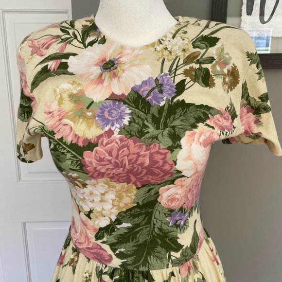 Vtg Expo Petite Floral Dress Fit & Flare Short Sleeve Flowers Garden Party Sz 6 - Picture 2 of 16